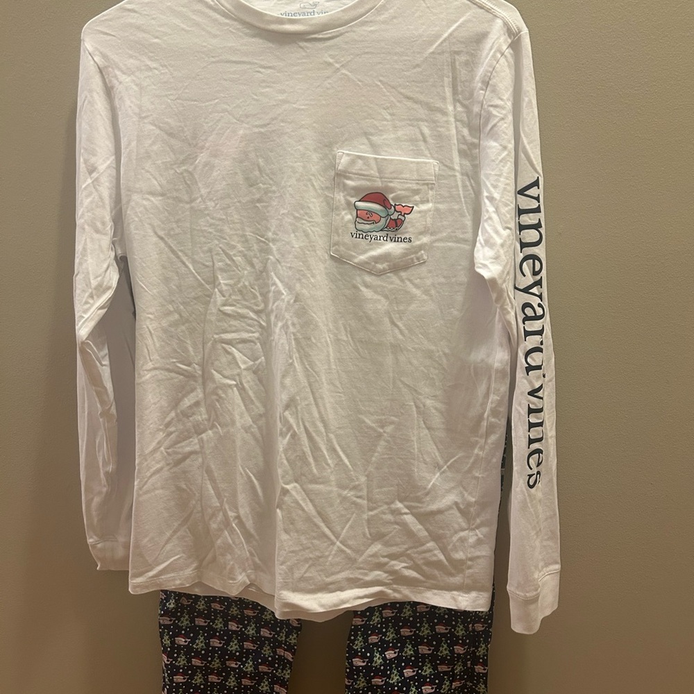 Vineyard Vines White and Blue Christmas  Pajama Set